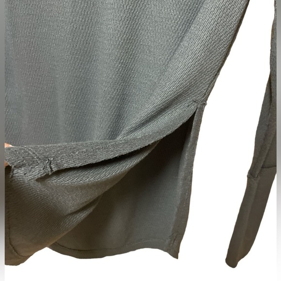 Free People We The Free Staycation Snowy Thermal Oversized Top Gray Size XS - Picture 4 of 9